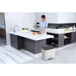 EKO Poubelle à Pédale Essential 3x9 L Argenté Mat -Pegane Shop eko poubelle a pedale essential 3x9 l argente mat 11920970 31551240 1140x1140