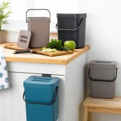 Paris Prix Poubelle De Compost Accrochable 5L Taupe -Pegane Shop poubelle de compost accrochable 5l taupe 13610298 37409646 1140x1140