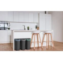 SANS MARQUE Poubelle Pour Les Dechets Swing Rotho Twist 10L Noir Et Vert Lime -Pegane Shop poubelle pour les dechets swing rotho twist 10l noir et vert lime 13813602 38255726 1140x1140